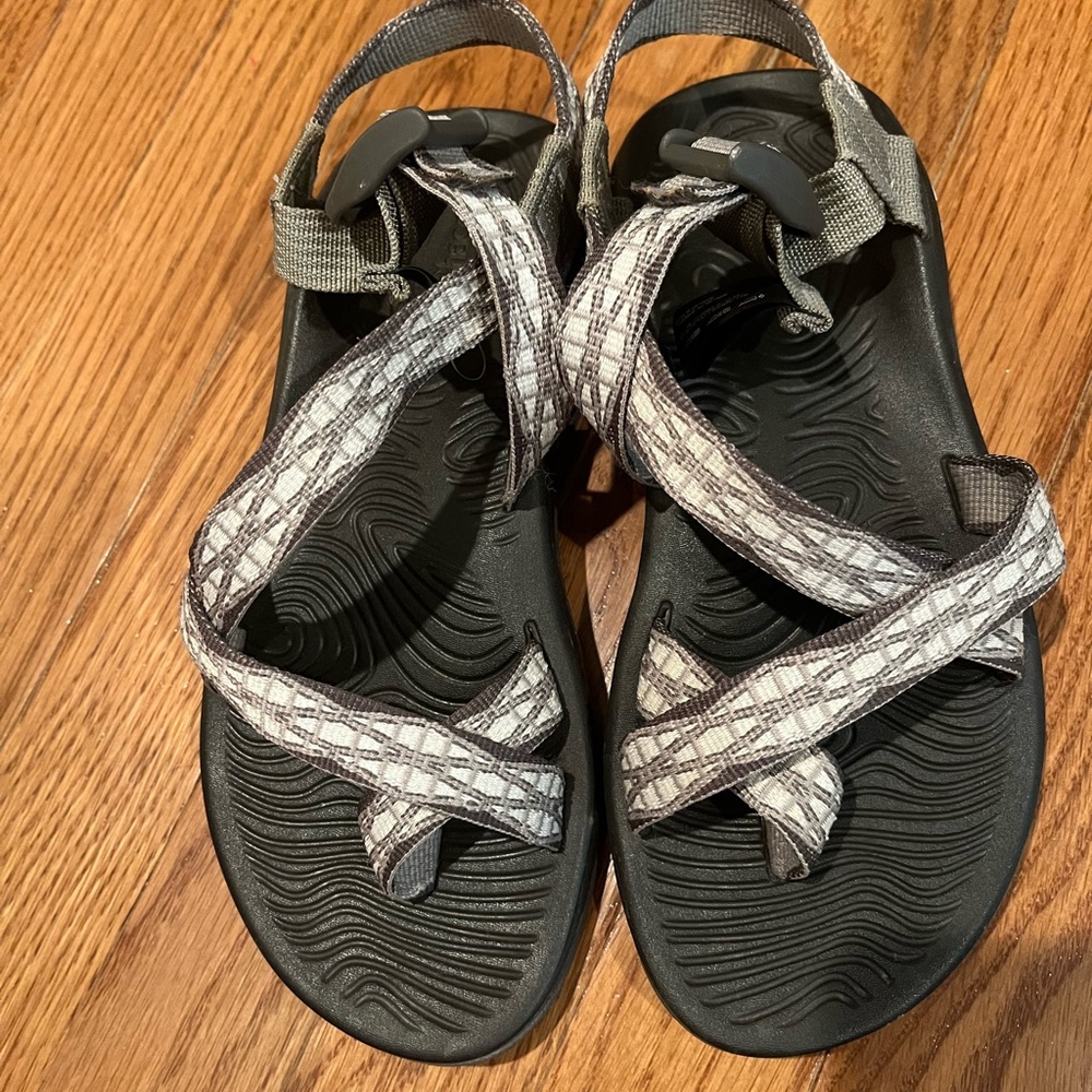 Chacos - Picture 3 of 4